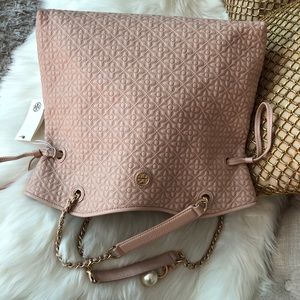 NWT Tory burch bryant quilted slouchy tote